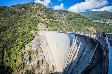 Verzasca dam