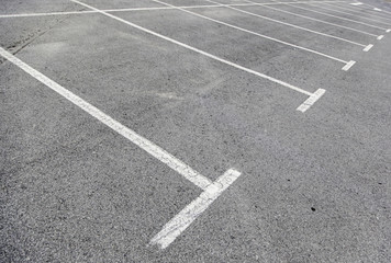 Lines parking