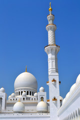 Fototapeta na wymiar moschea bianca