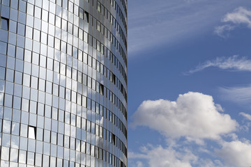 New modern glass building © FotoKachna