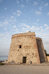 Fototapeta na wymiar Antigua torre vigía llamada de los Lances, Marbella