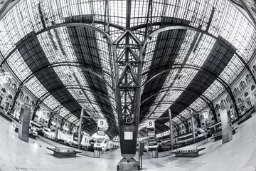 Papier Peint photo Gare Train Station Estació de França in Barcelona