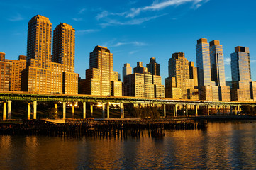 Naklejka premium Riverside neighborhood in New York City