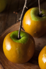 Homemade Green Caramel Apples