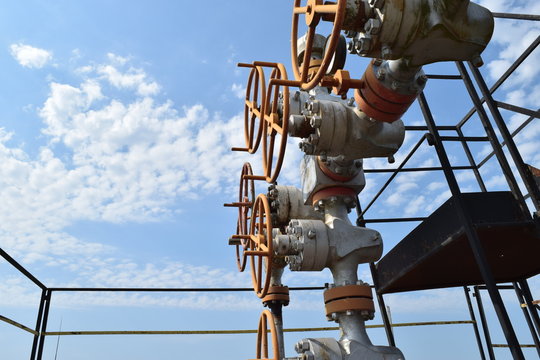 Oil well