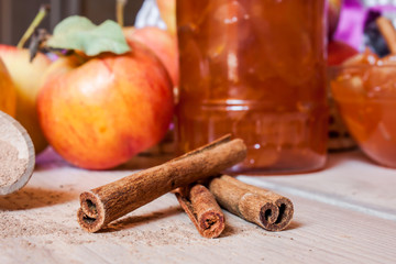 apple jam with cinnamon