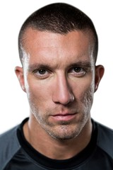 Obraz premium Szczegół portret poważnego gracza sportowego