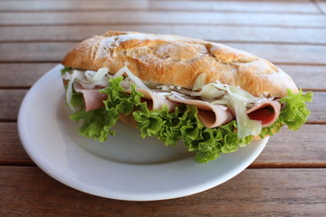 Baguette mit Schinken