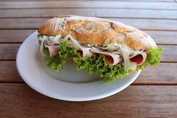 belegtes Brötchen