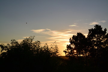 Montgolfière au coucher de soleil
