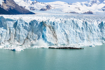 Fototapeta na wymiar Frontal view, Perito Moreno Glacier, Argentina