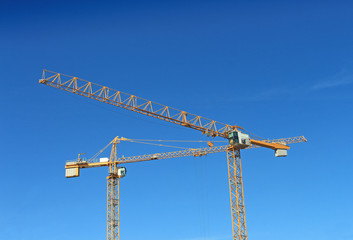 Grues de chantier