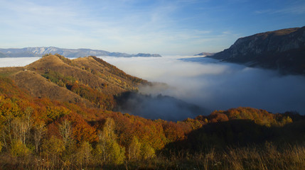 Autumn morning in the mountains