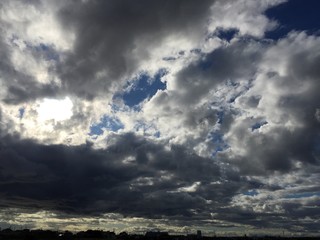 曇り空