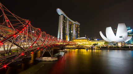 Fototapeta na wymiar Amazing view of downtown Singapore skyline at night.