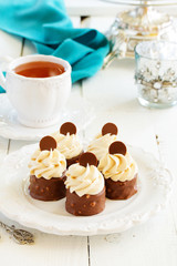 Chocolate cake with caramel, peanut cream 