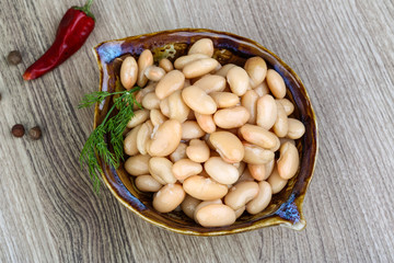 Canned white beans