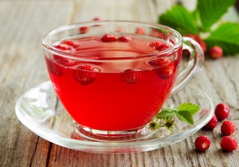 Tea with forest strawberries.