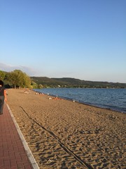 passeggiata sul lungolago