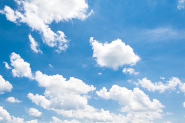 Obraz na płótnie Canvas Blue sky white cloud