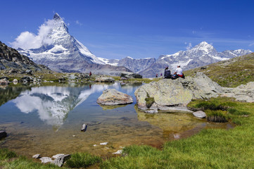 Obraz premium Grünsee mit Matterhornspiegelung - Zermatt