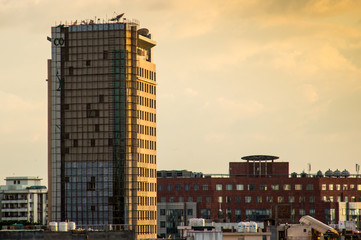 Fototapeta premium Skyscraper being renovated in Gurgaon