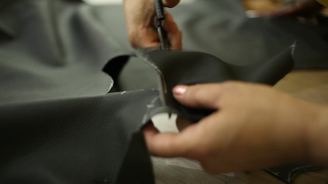  creating patterns of leather for the car steering wheel (for stitching on a sewing machine)