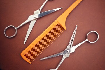 Hair cutting shears and comb