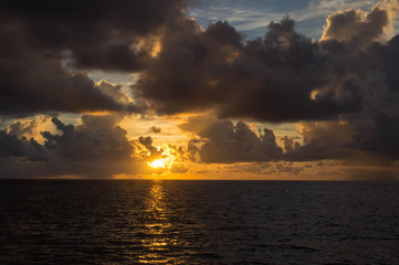 Fototapeta premium Beautiful cloudy sky at sunset in the tropics