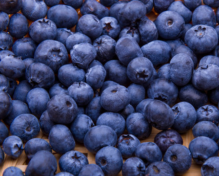 fresh blueberries background pattern