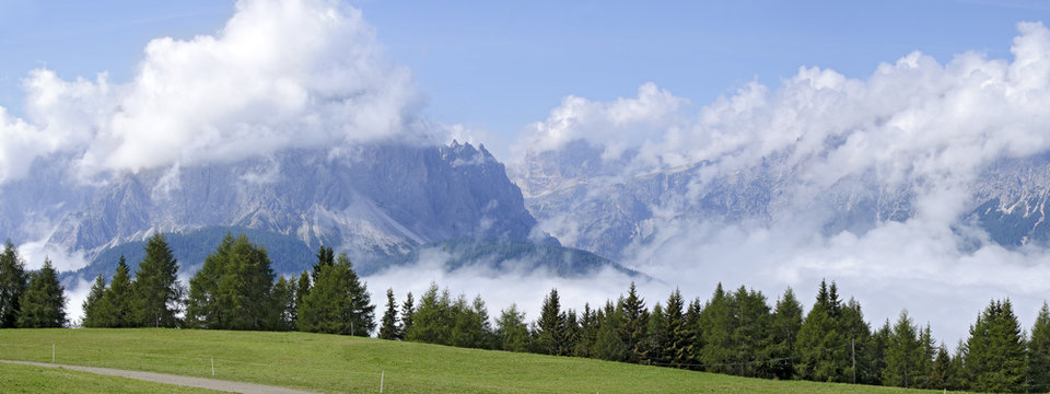 Nebel in den Sextener Alpen