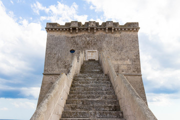 Fototapeta na wymiar Lapillo Tower in front 