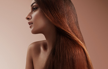 beauty woman with a healthy straight hair