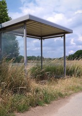 Wartehäuschen auf dem Lande