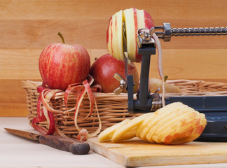 Apple peeler 