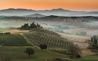 Fototapeta premium Abandoned place in a beautiful place, somewhere in Tuscany, Ital