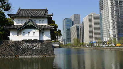 Fototapeta na wymiar Tokyo Edo Castle and Modern Buildings