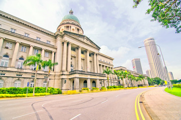 Fototapeta na wymiar Old Supreme Court Buildling of Singapore. Classical architecture in colonial style.