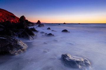 Obraz na płótnie Canvas Dreamy California coast at sunset
