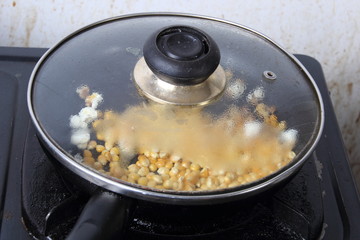 Cooking Popcorn