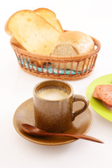 おいしそうなコーヒーとパン