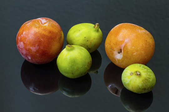 Higos y ciruelas