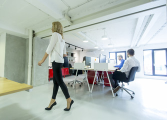 Obraz premium Young people in the office