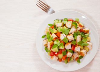 salad with chicken and vegetables