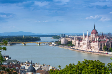 Fototapeta na wymiar Panoramic view of city Budapest - the capital of Hungary