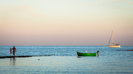 barche al tramonto