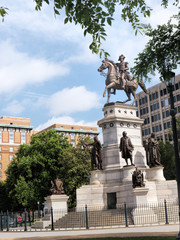 Fototapeta premium Statue to George Washington in Washington C