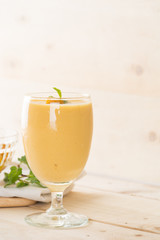 mango smoothie