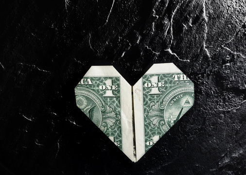 Heart dollar