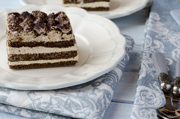 Tiramisu cake